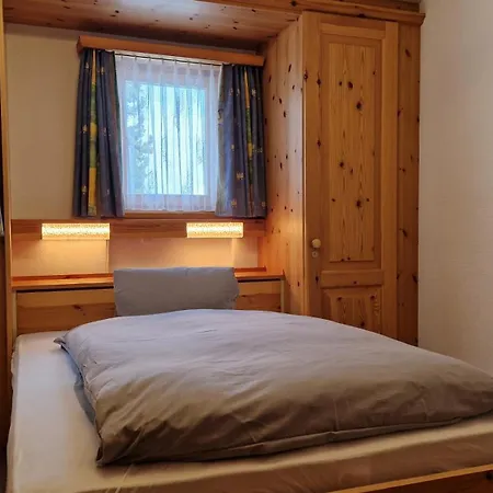 Chesa Bellaval, Haus La Vuolp 3-zimmerwohnung アパート