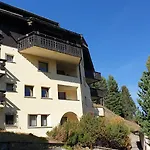 Chesa Bellaval, Haus La Vuolp 3-zimmerwohnung Appartement Silvaplana