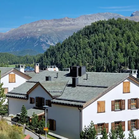 Chesa Bellaval, Haus La Vuolp 3-zimmerwohnung Appartement Silvaplana